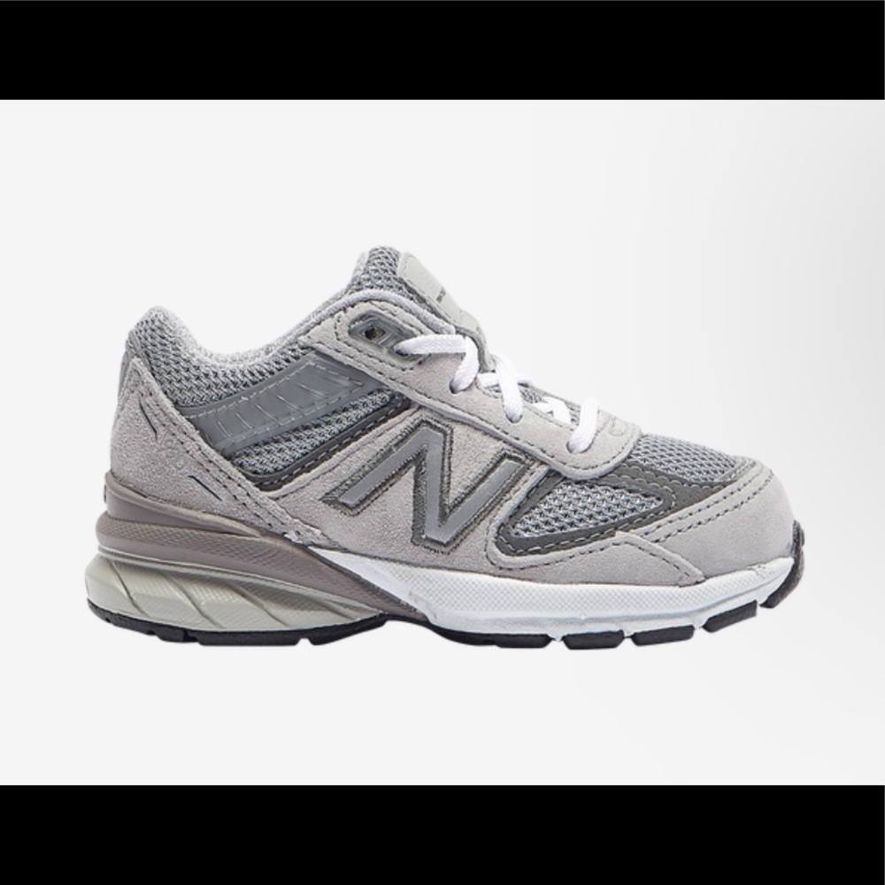 New Balance 990v5